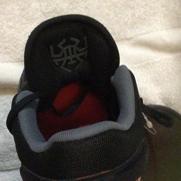 Adidas Donovan Mitchell D.O.N. ISSUE #2 VENOM SHOES mens size 7 - Picture 10 of 14